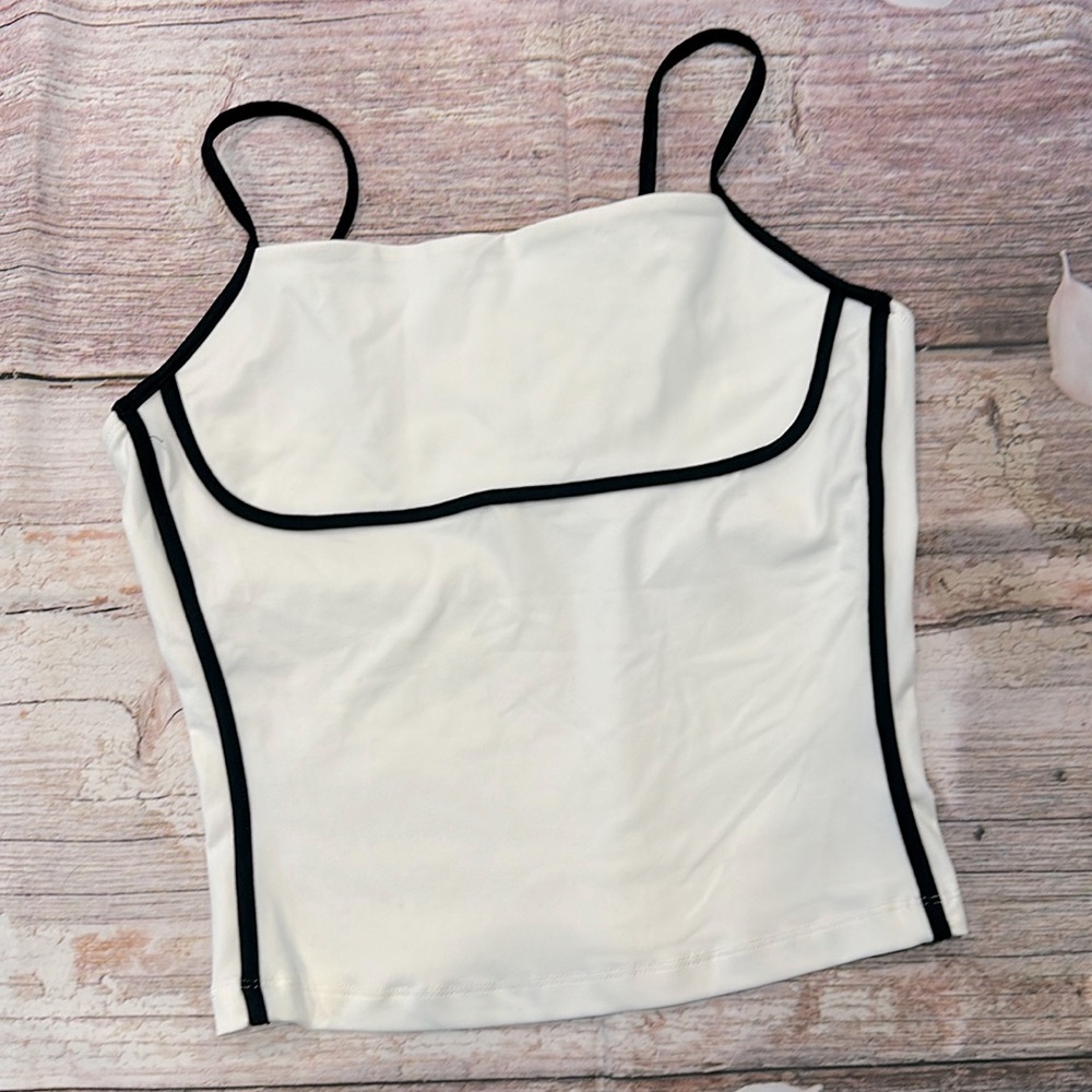 Trendy Queen - Black & White Sexy Tank - Sz M - NWT!